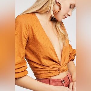 Free People THE ONE THAT I LOVE Women’s Caraway Copper Twist Front Cropped Top L